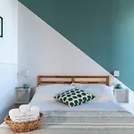Pc Boutique H, Sea View By Clapa Group Affittacamere